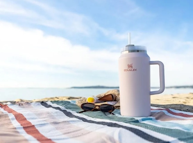 TERMO STANLEY 1.9 LITROS 64 ONZAS